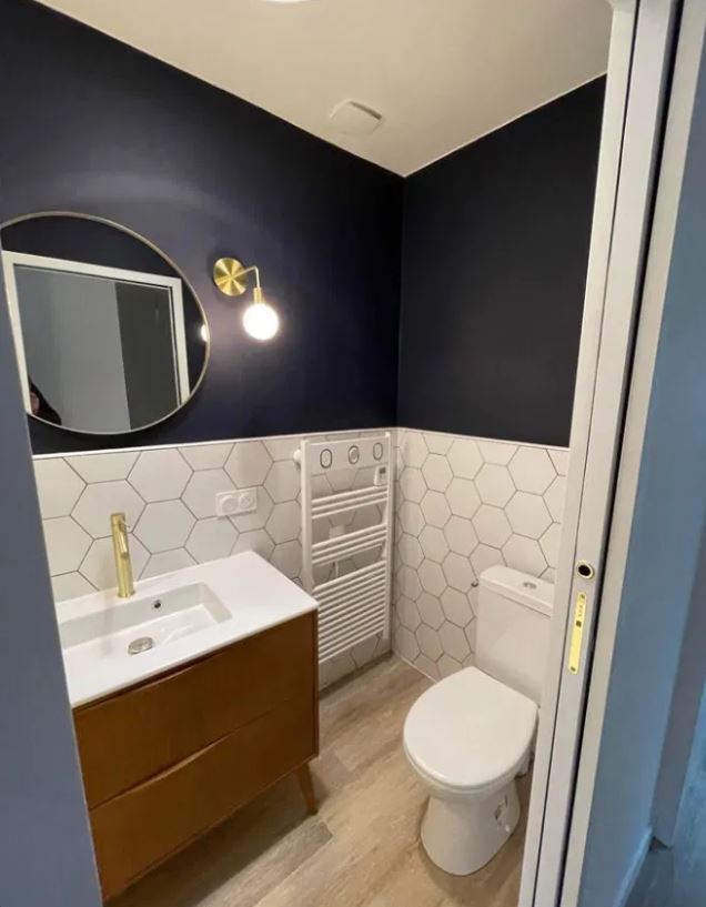 Rénovation salle de bain JBS Energy - style scandinave bleu nuit